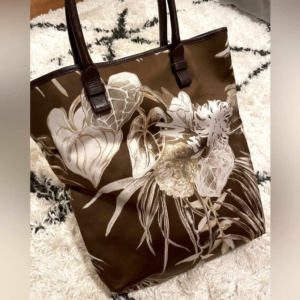 EUC Salvatore Ferragamo Floral Tote